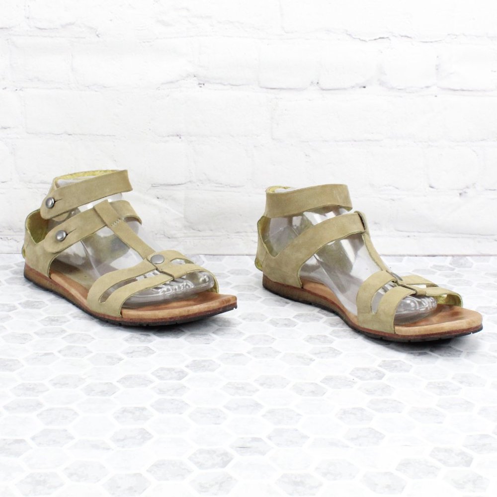 SALE! SIMPLE Brown Leather Gladiator Sandals 9.5 - Picture 2 of 8